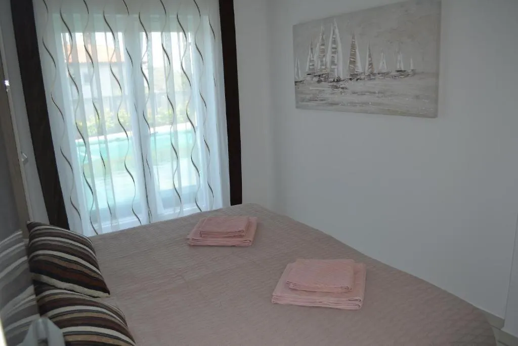 My Paradies - Malinska 1**** 0*,  Croatia