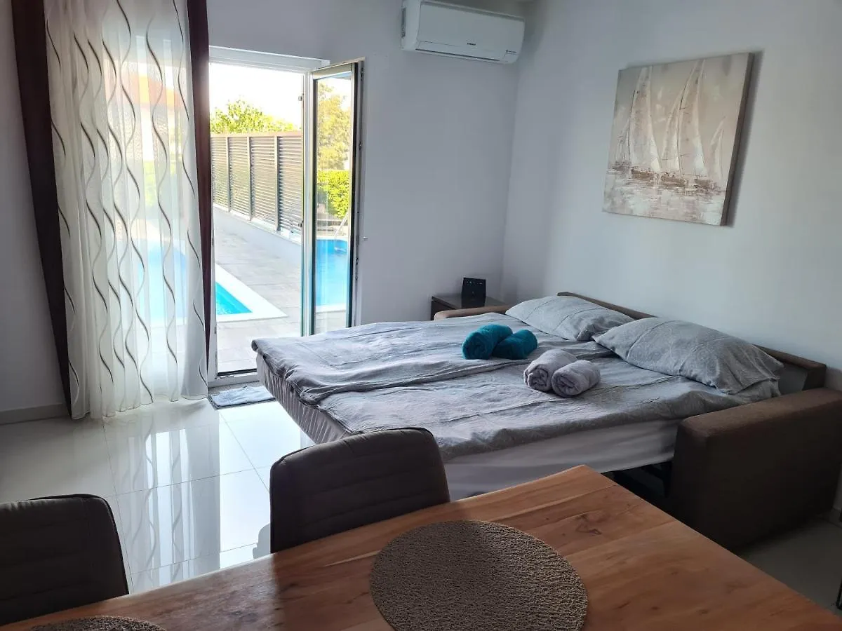 Apartment My Paradies - Malinska 1**** Croatia